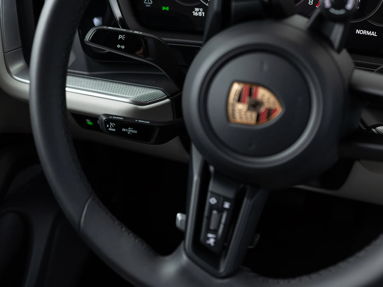 Porsche Cayenne Coupé III Рестайлинг, 2025 — экстерьер, фото 16