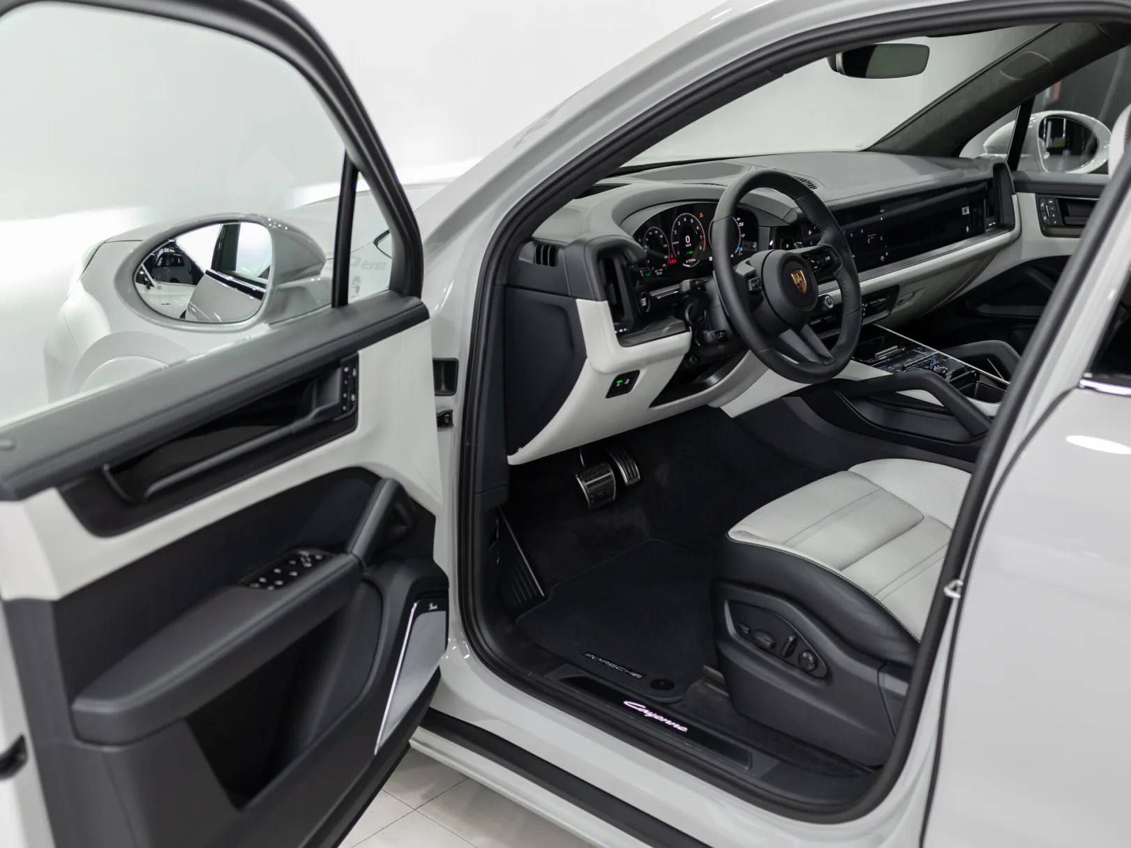 Porsche Cayenne E-Hybrid III Рестайлинг, 2026 — экстерьер, фото 7