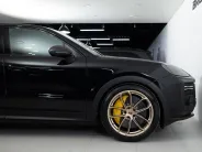 Porsche Cayenne Turbo GT III Рестайлинг, 2026 — экстерьер, фото 37