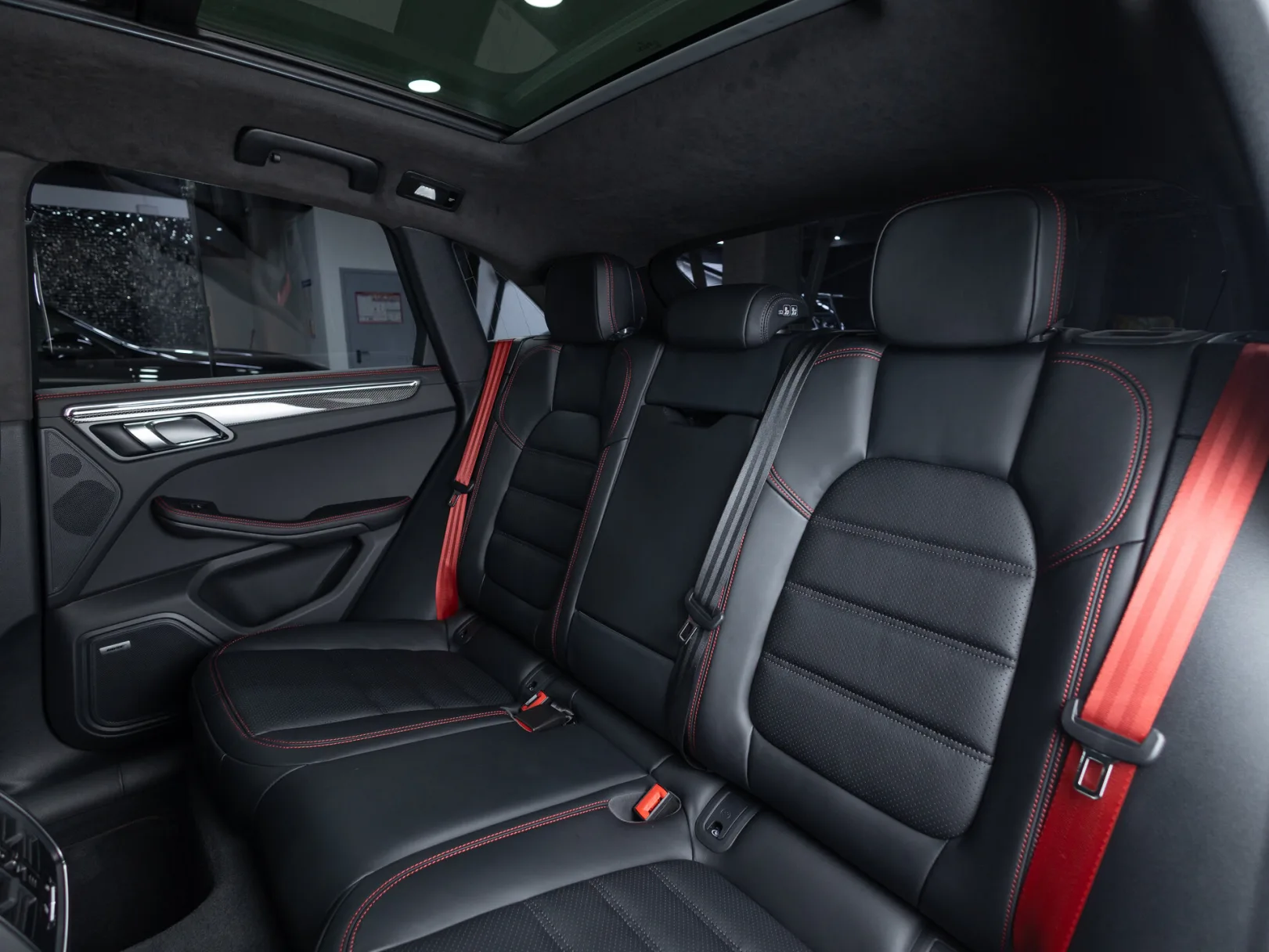 Porsche Macan GTS I Рестайлинг 2, 2025 — экстерьер, фото 27
