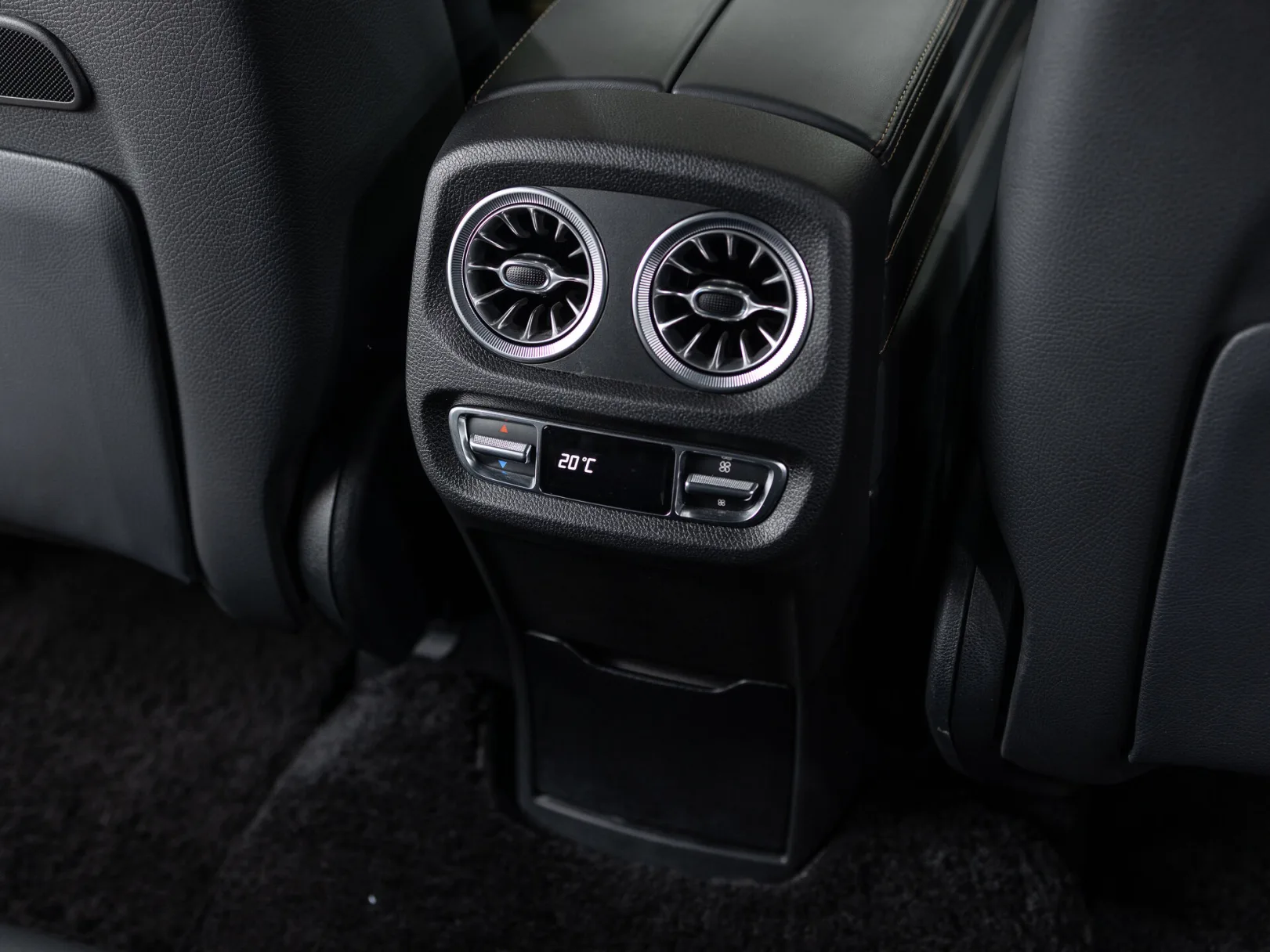 Mercedes-Benz G-Класс AMG G 63 II (W463), 2022 — экстерьер, фото 25