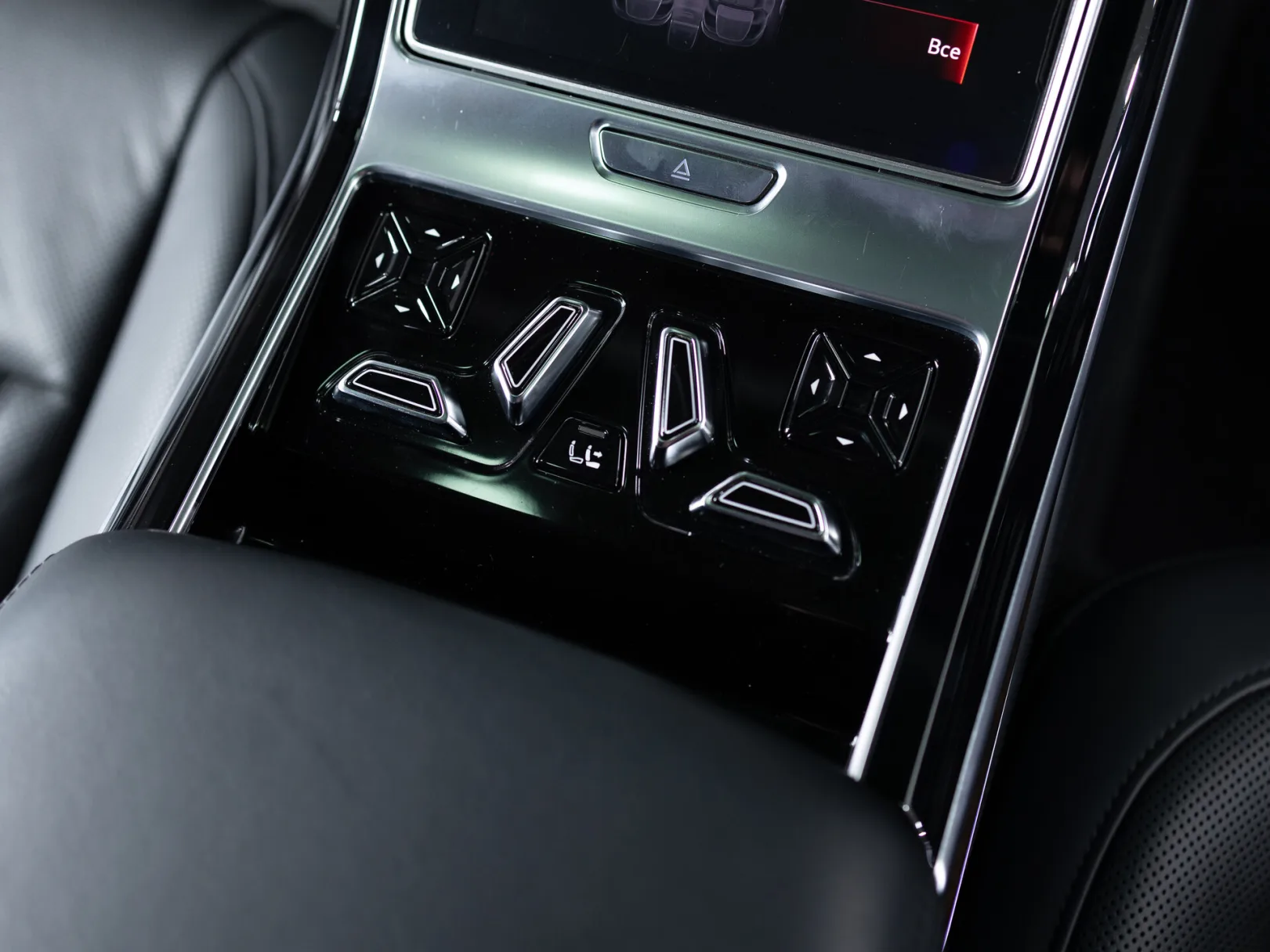 Audi A8 Business 55 TFSI quattro tiptronic IV (D5), 2018 — экстерьер, фото 17