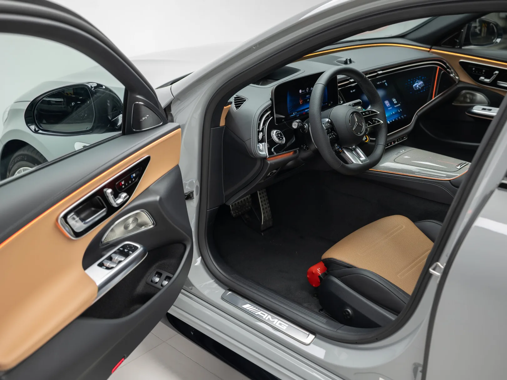 Mercedes-Benz E-Класс AMG E 53 4MATIC+ VI (W214), 2026 — экстерьер, фото 7