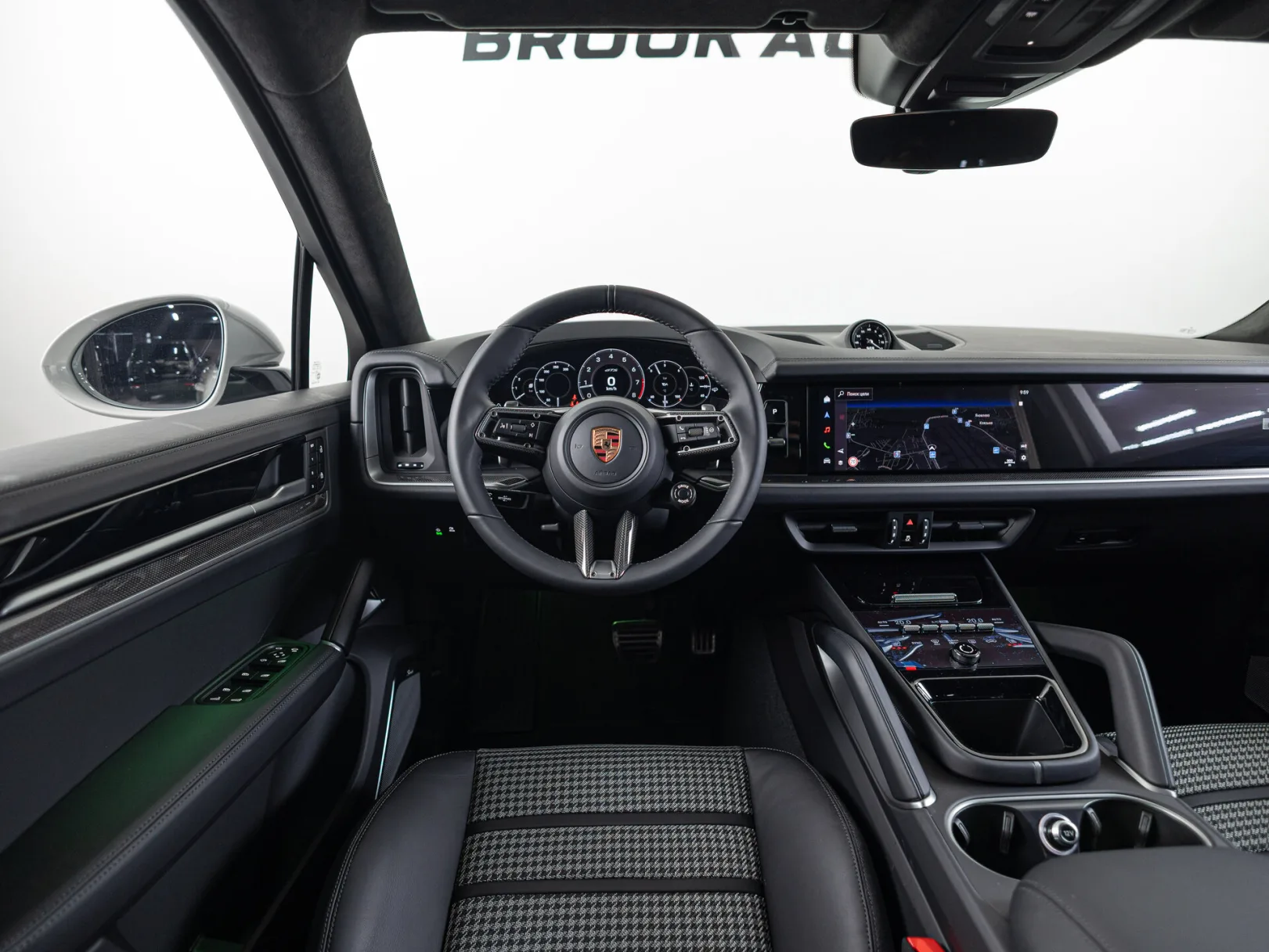 Porsche Cayenne GTS Coupé III Рестайлинг, 2025 — экстерьер, фото 13