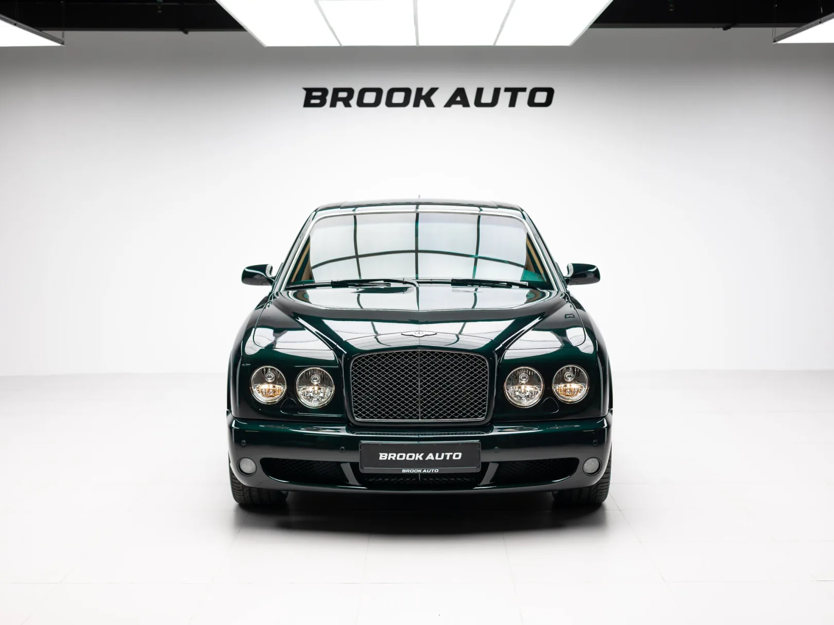 Bentley Arnage I Рестайлинг, 2006 — экстерьер, фото 2