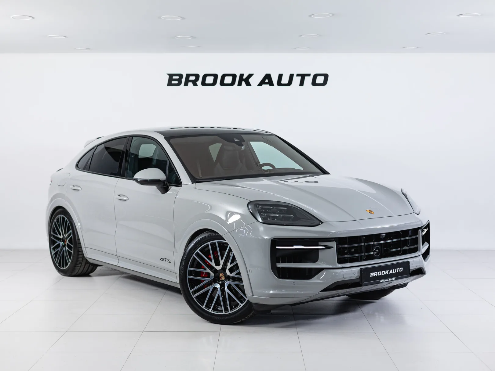 Porsche Cayenne GTS Coupé III Рестайлинг, 2025 — экстерьер, фото 3