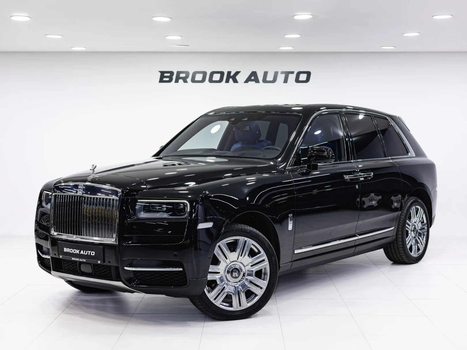 Rolls-Royce Cullinan Individual I (Series I), 2020 — экстерьер, фото 1