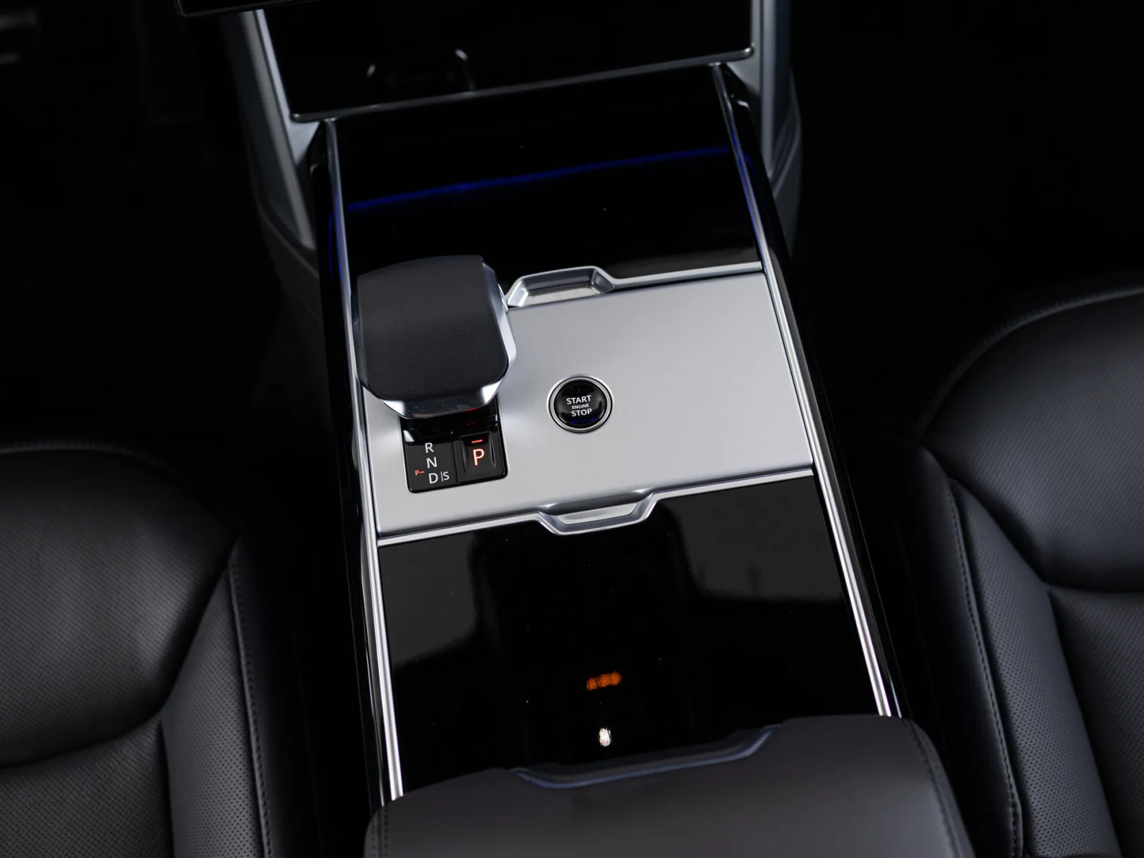Land Rover Range Rover SE (USA) V, 2025 — экстерьер, фото 19