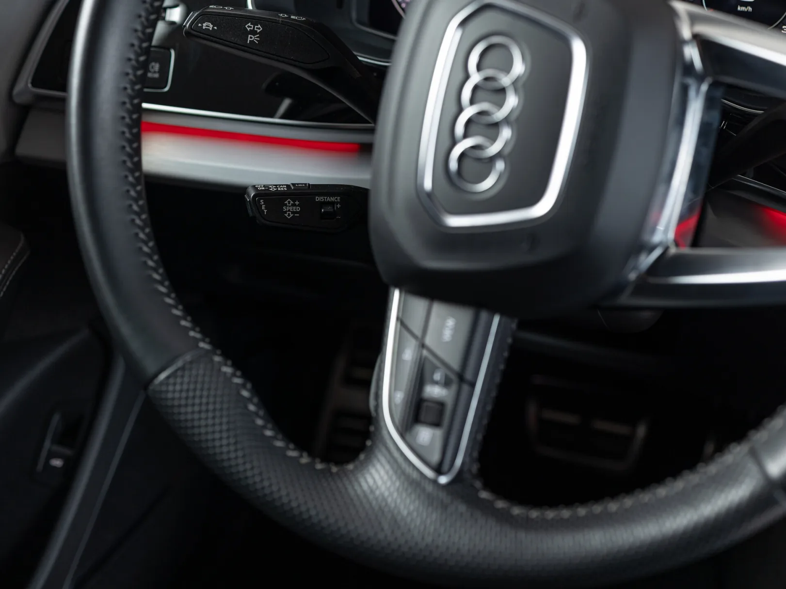 Audi Q8 Sport 55 TFSI I (4M), 2020 — экстерьер, фото 16