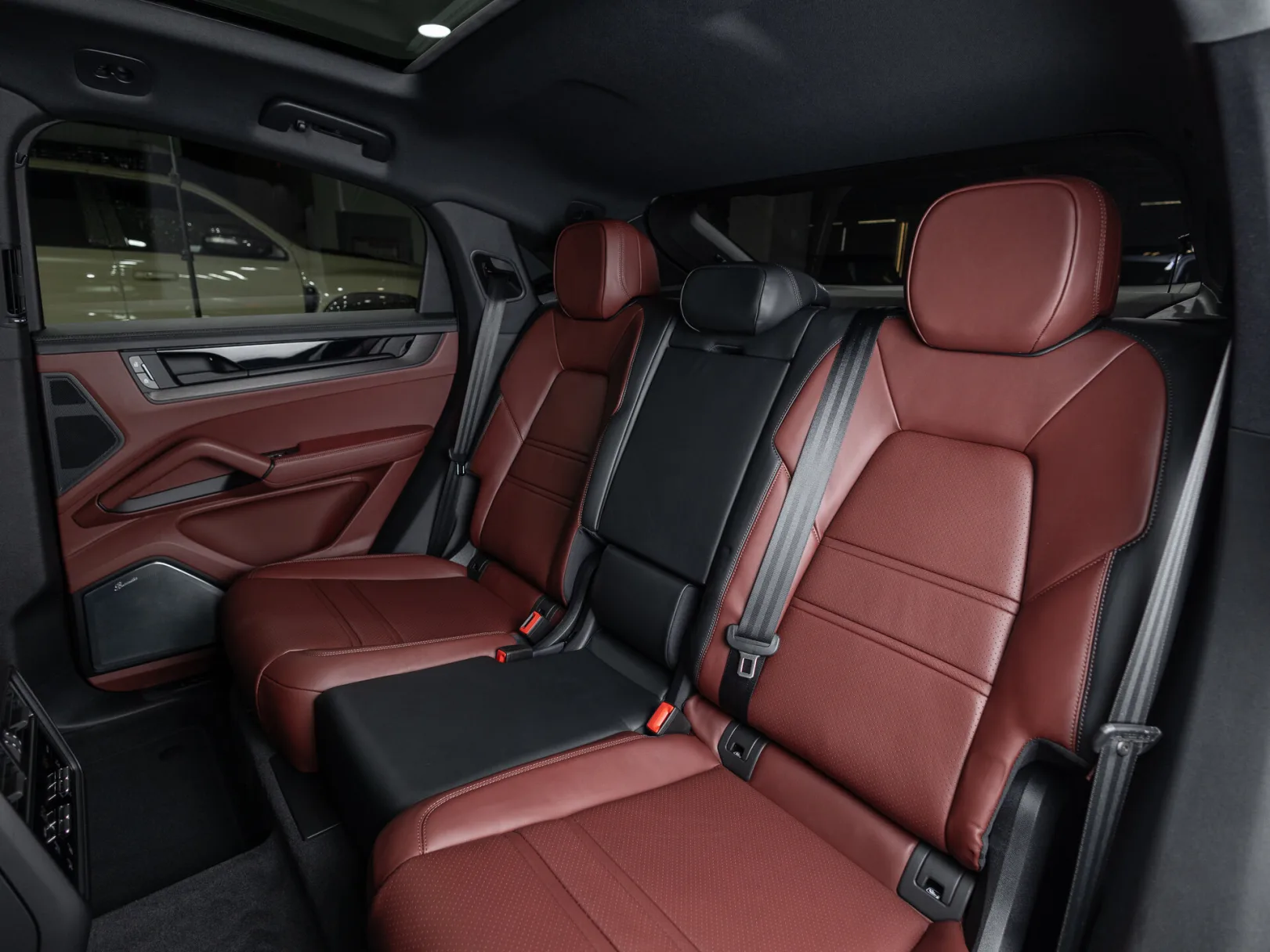 Porsche Cayenne Coupé III Рестайлинг, 2026 — экстерьер, фото 30