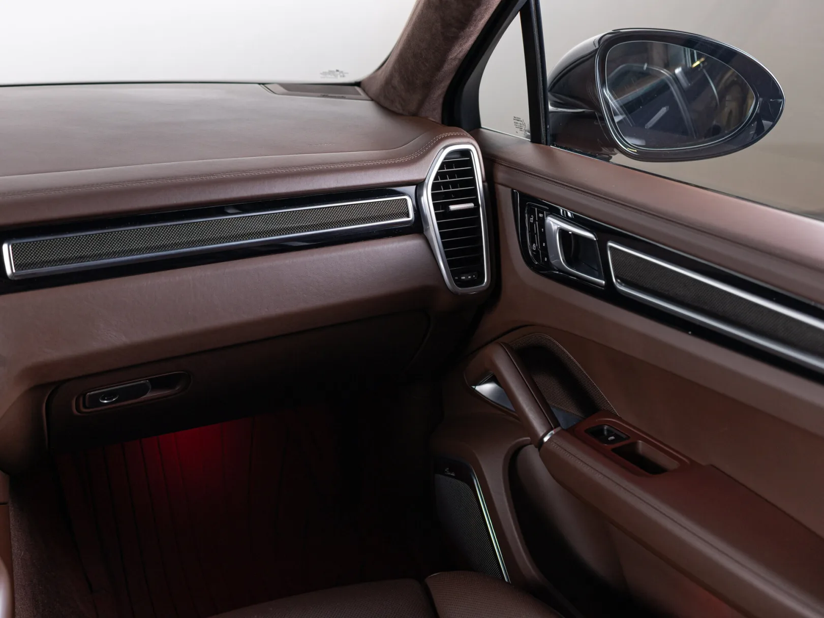Porsche Cayenne Turbo Coupé III, 2019 — экстерьер, фото 23