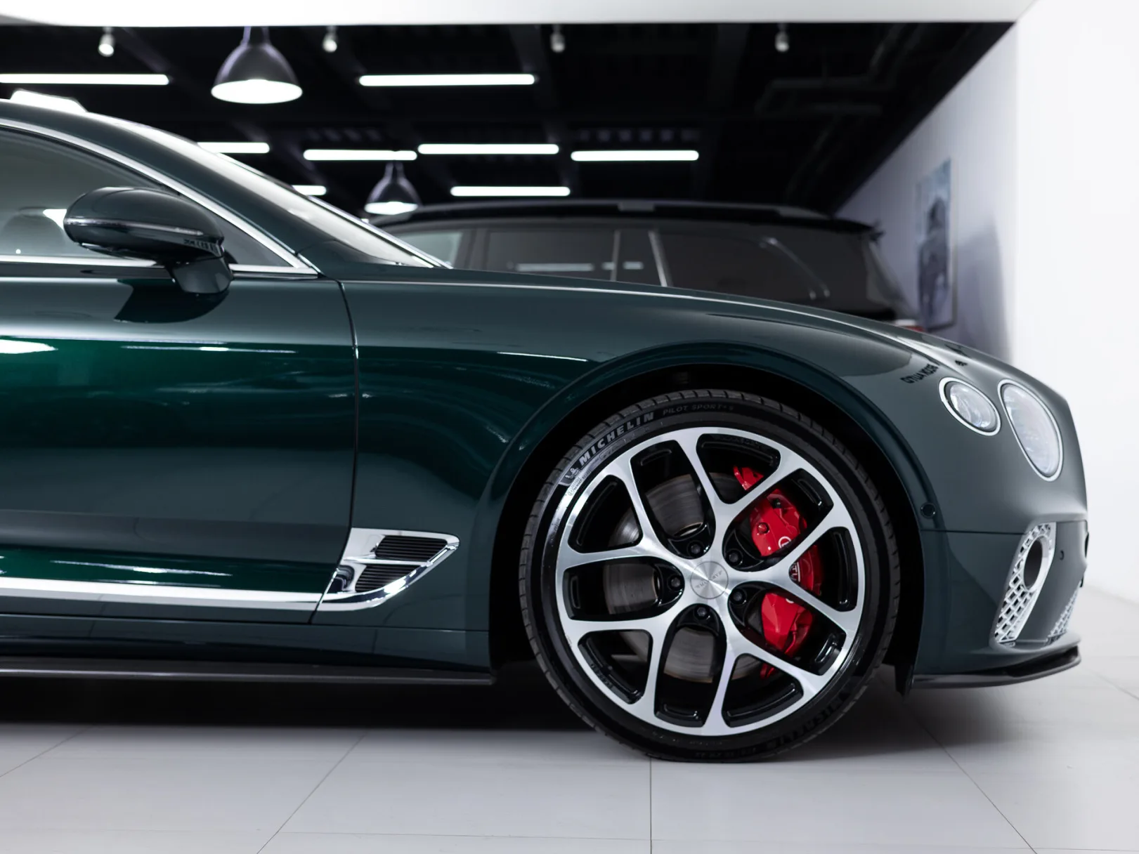 Bentley Continental GT III, 2021 — экстерьер, фото 41