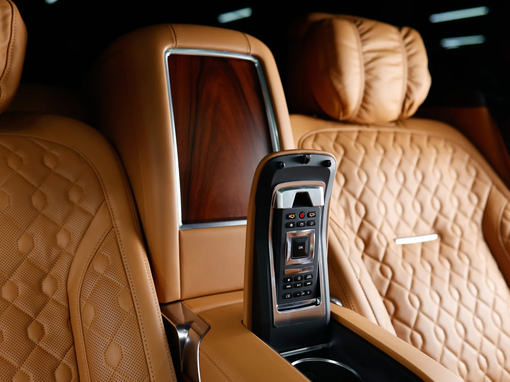 Land Rover Range Rover SVAutobiography IV Рестайлинг, 2020 — экстерьер, фото 32