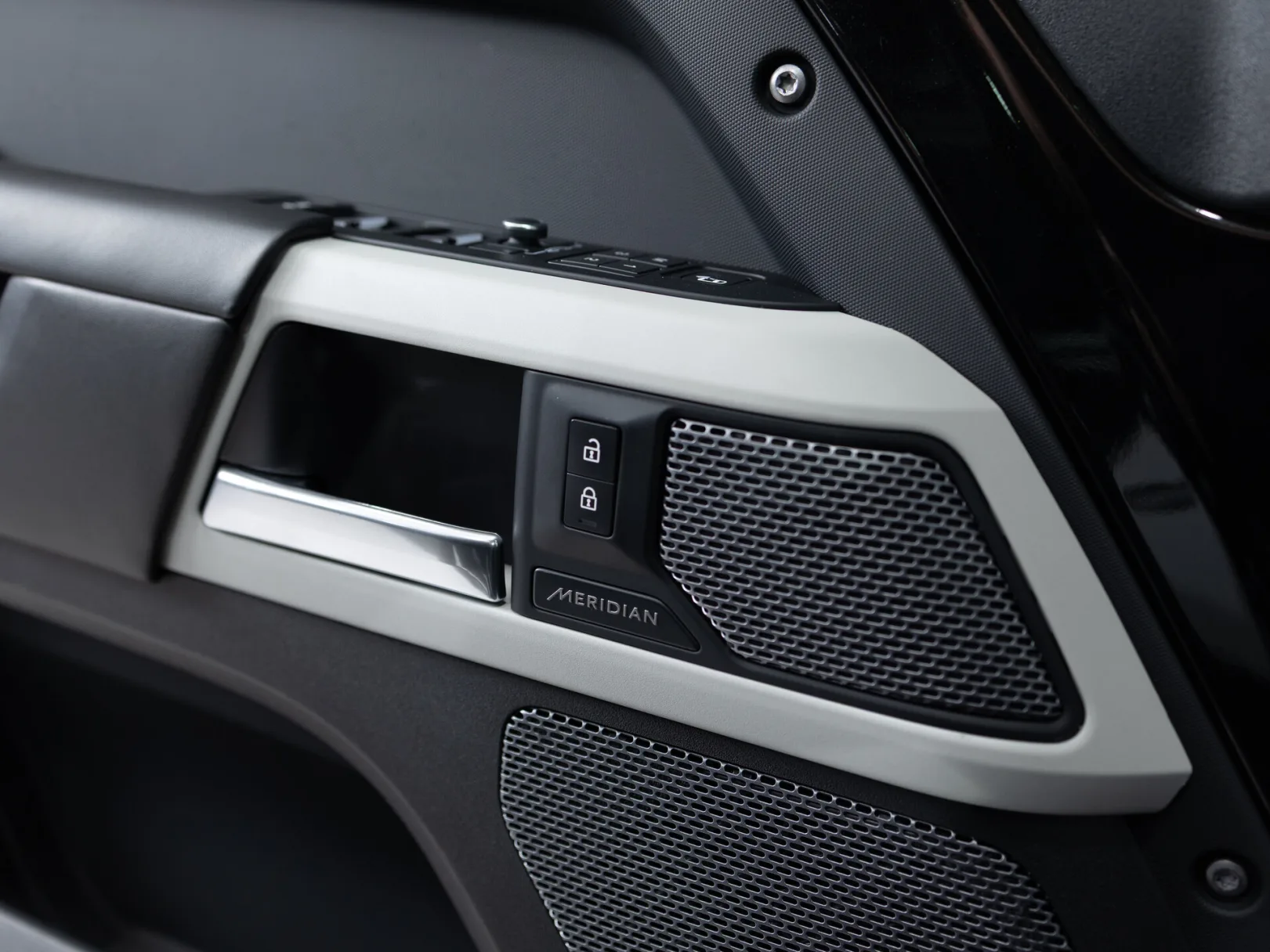 Land Rover Defender X-Dynamic HSE II, 2021 — экстерьер, фото 14