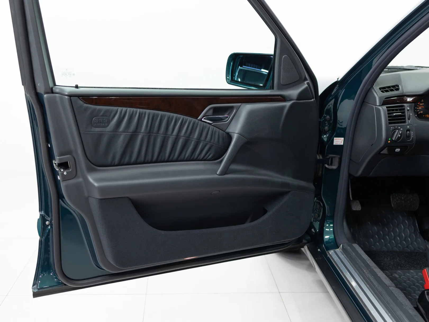 Mercedes-Benz E-Класс II (W210, S210), 1996 — экстерьер, фото 8