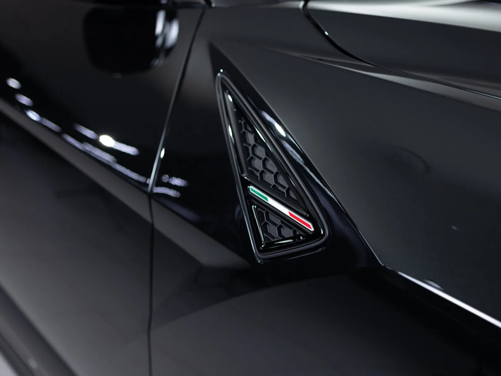 Lamborghini Urus Individual I, 2021 — экстерьер, фото 37