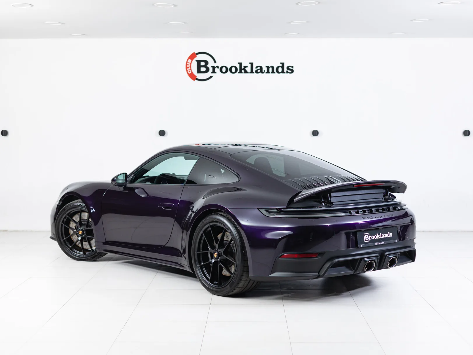 Porsche 911 Carrera 4 GTS VIII (992) Рестайлинг, 2025 — экстерьер, фото 6