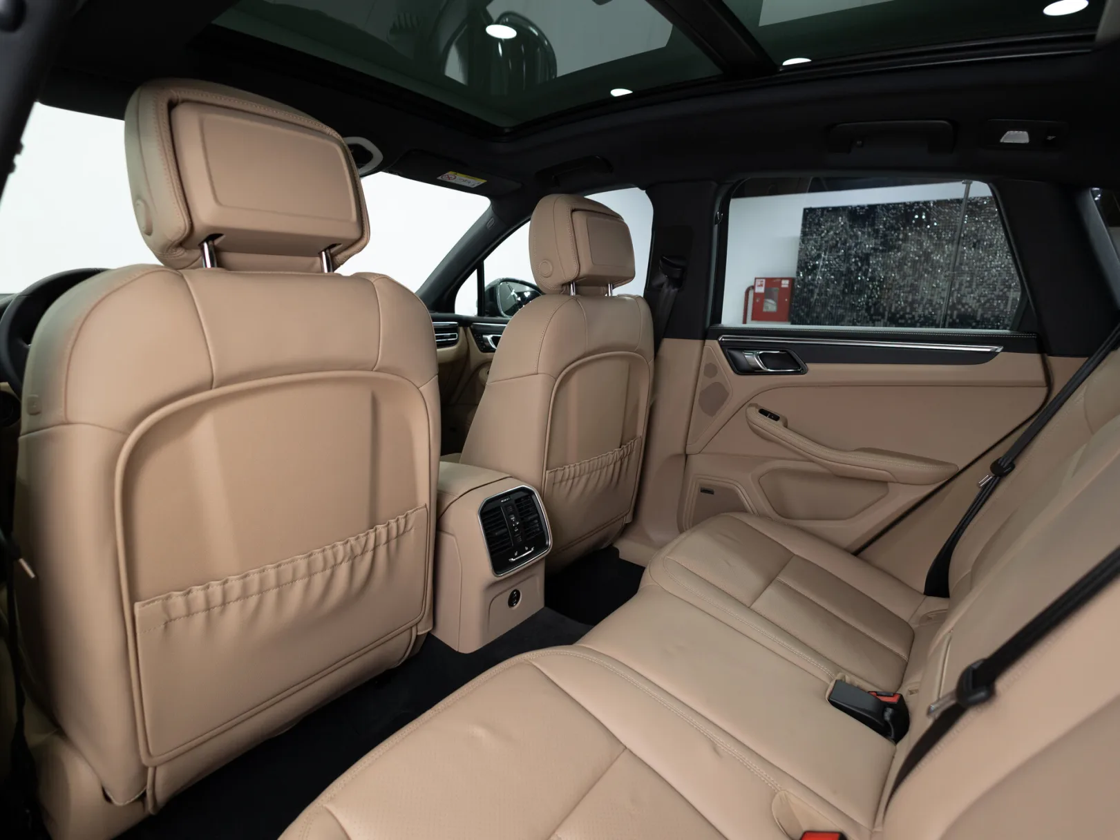 Porsche Macan T I Рестайлинг 2, 2025 — экстерьер, фото 20