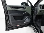 Porsche Cayenne Turbo E-Hybrid Coupé III Рестайлинг, 2024 — экстерьер, фото 8