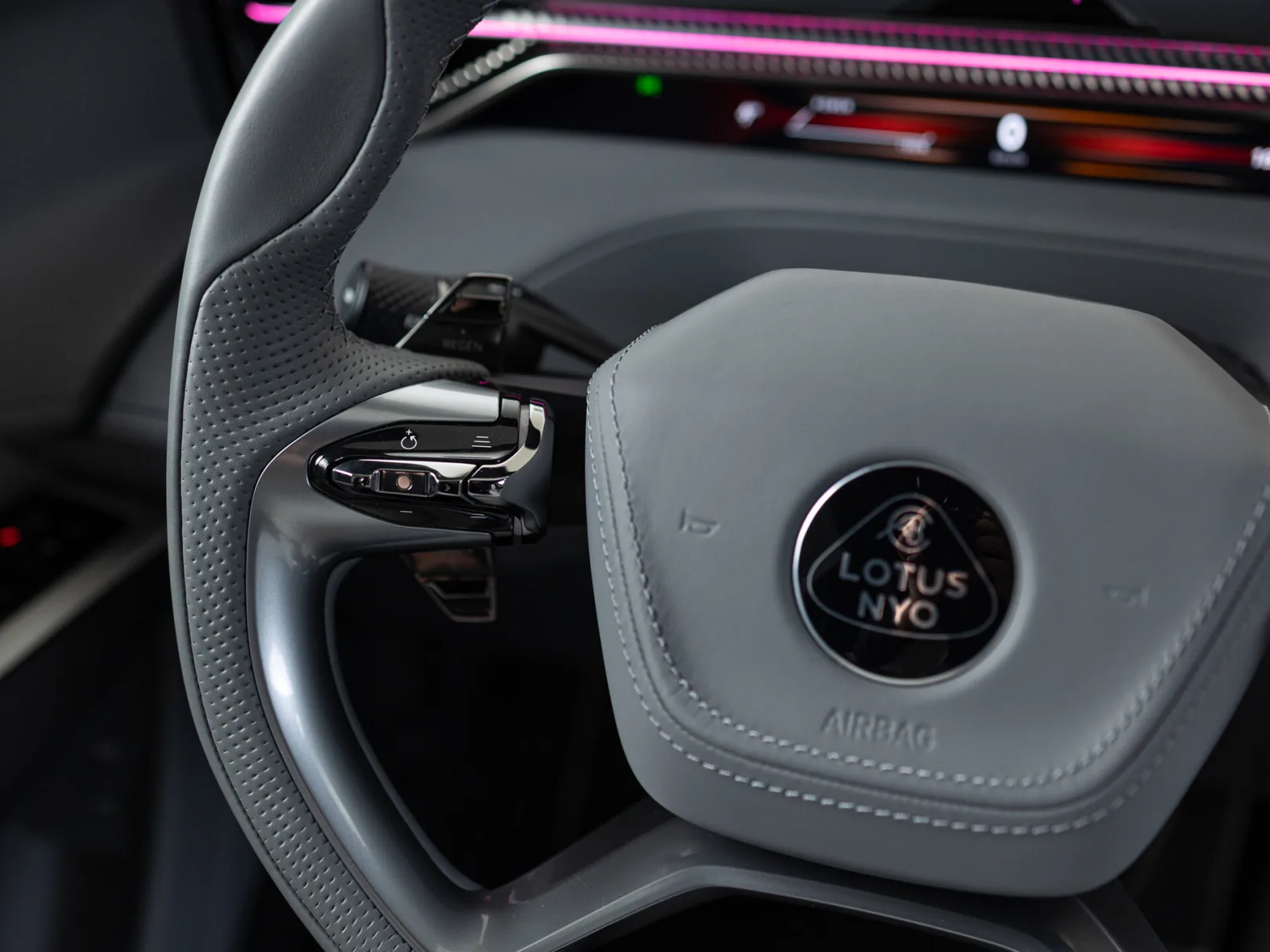 Lotus Eletre R+ I, 2023 — экстерьер, фото 16