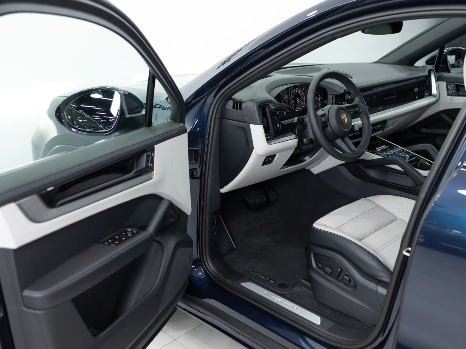 Porsche Cayenne Coupé III Рестайлинг, 2025 — экстерьер, фото 7