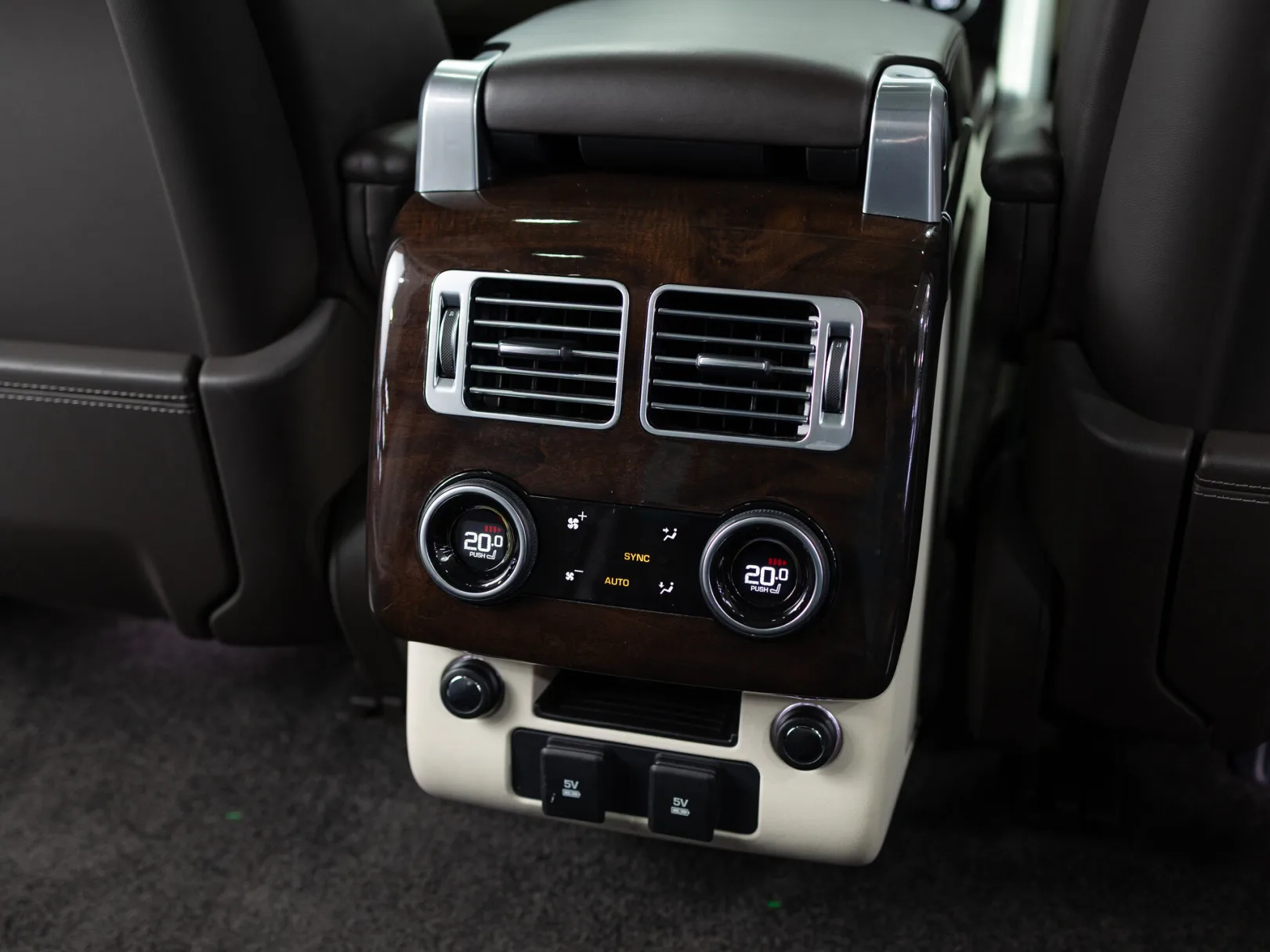 Land Rover Range Rover Vogue IV Рестайлинг, 2019 — экстерьер, фото 26