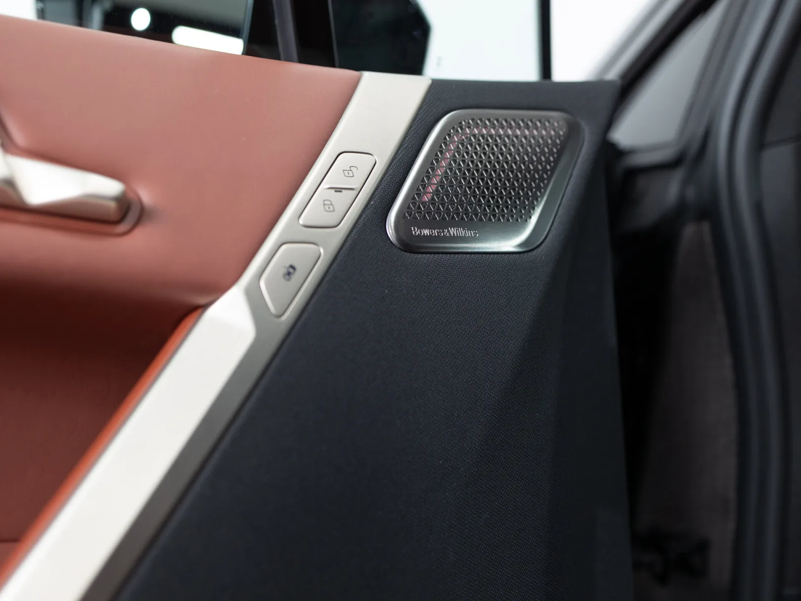 BMW iX I (I20), 2023 — экстерьер, фото 12