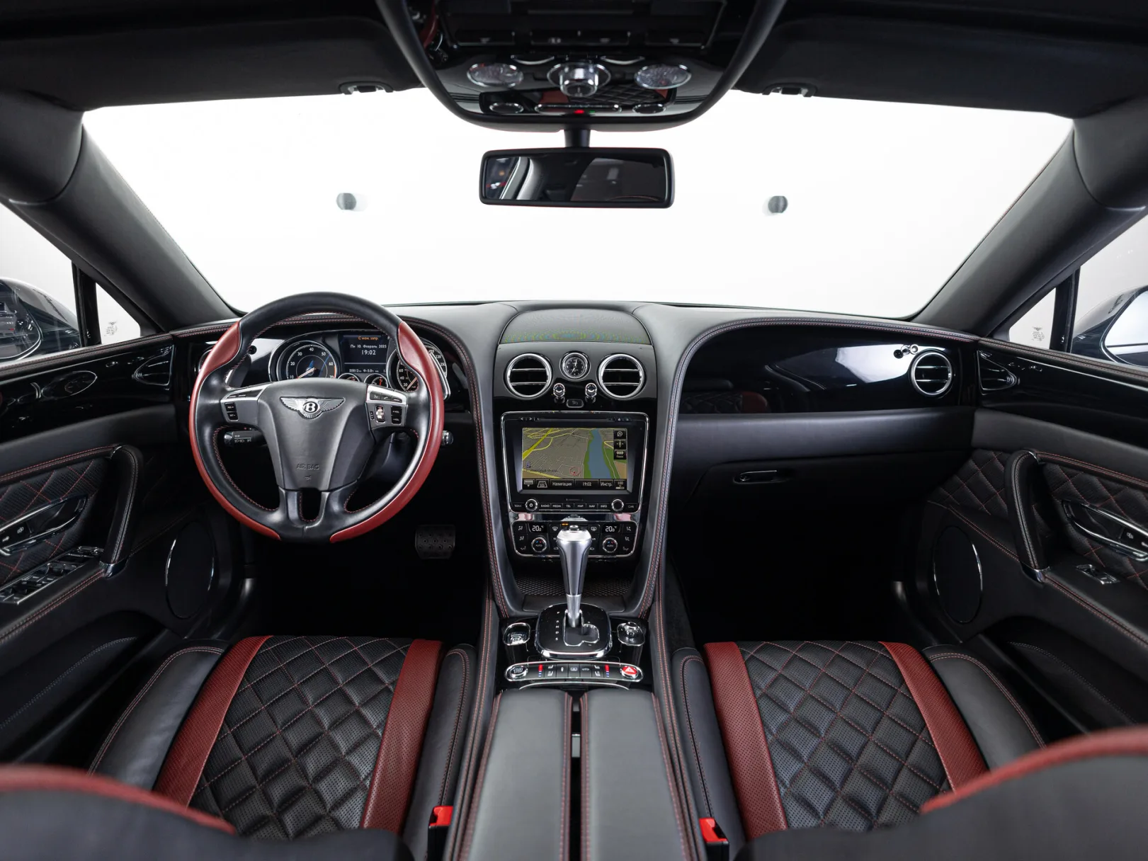 Bentley Flying Spur Individual II, 2017 — экстерьер, фото 33