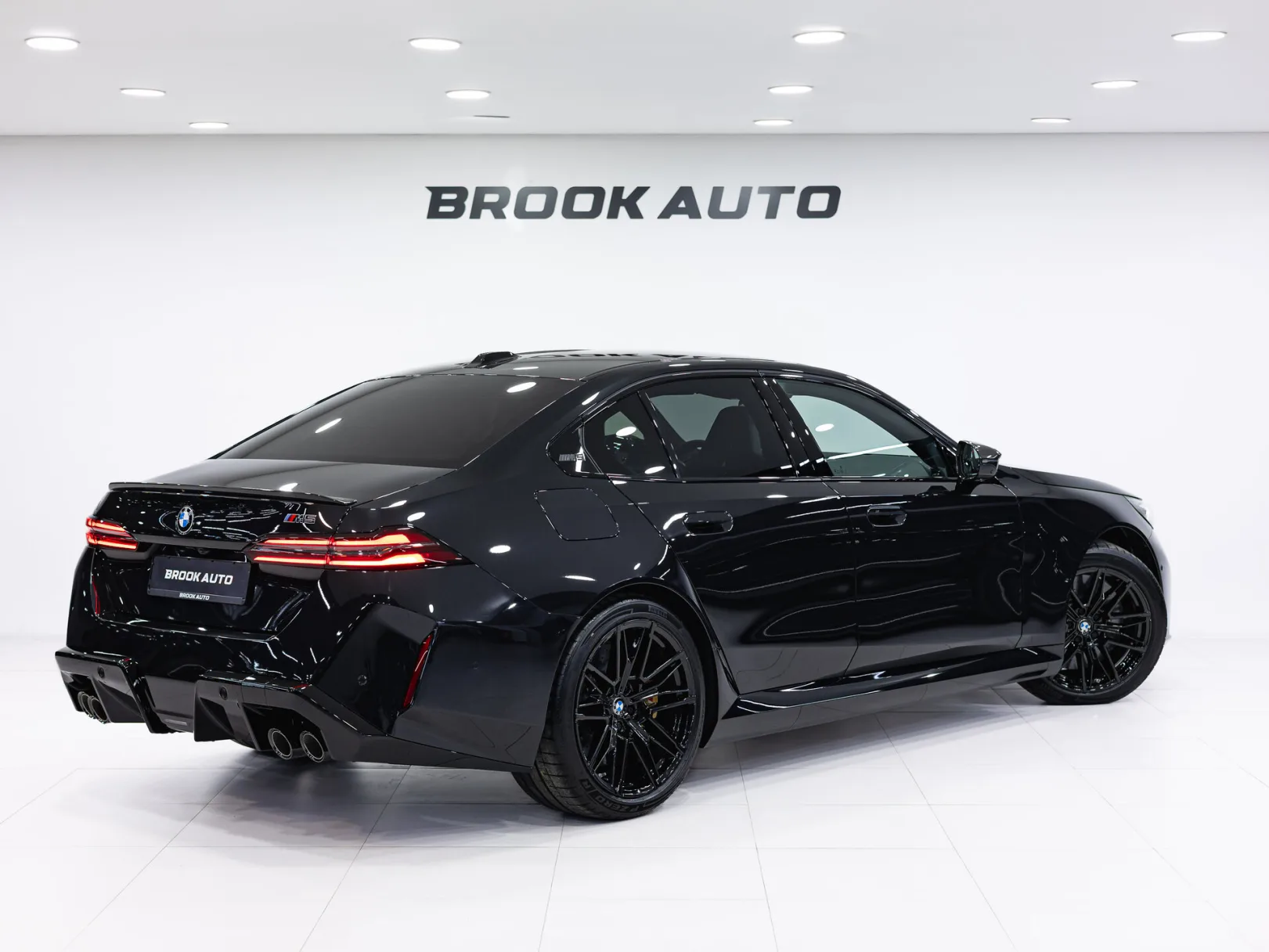 BMW M5 VII (G90), 2025 — экстерьер, фото 4