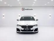 BMW 5 серии M550i xDrive M Special Edition 21 VII (G30/G31/G38) Рестайлинг, 2022 — экстерьер, фото 2