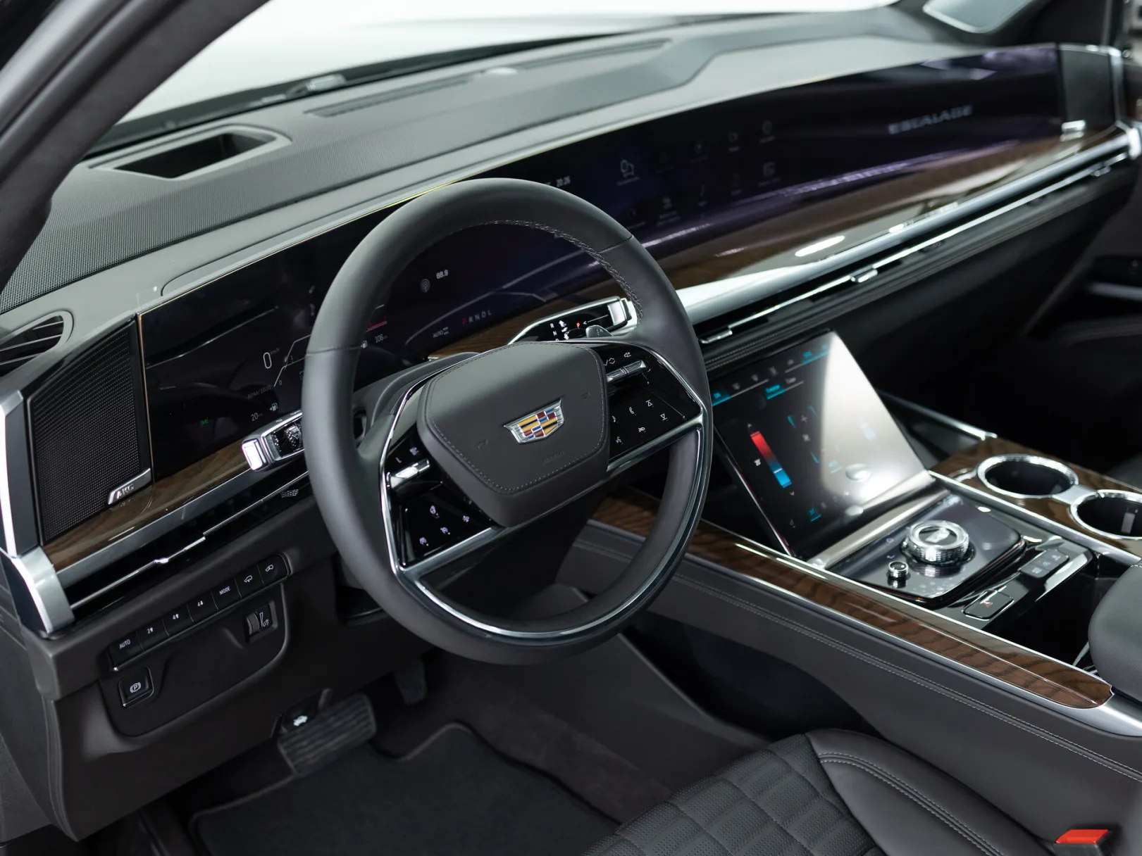 Cadillac Escalade Sport Platinum V Рестайлинг, 2025 — экстерьер, фото 10