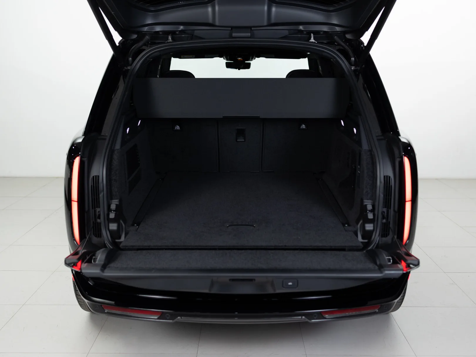Land Rover Range Rover SE (USA) V, 2025 — экстерьер, фото 33