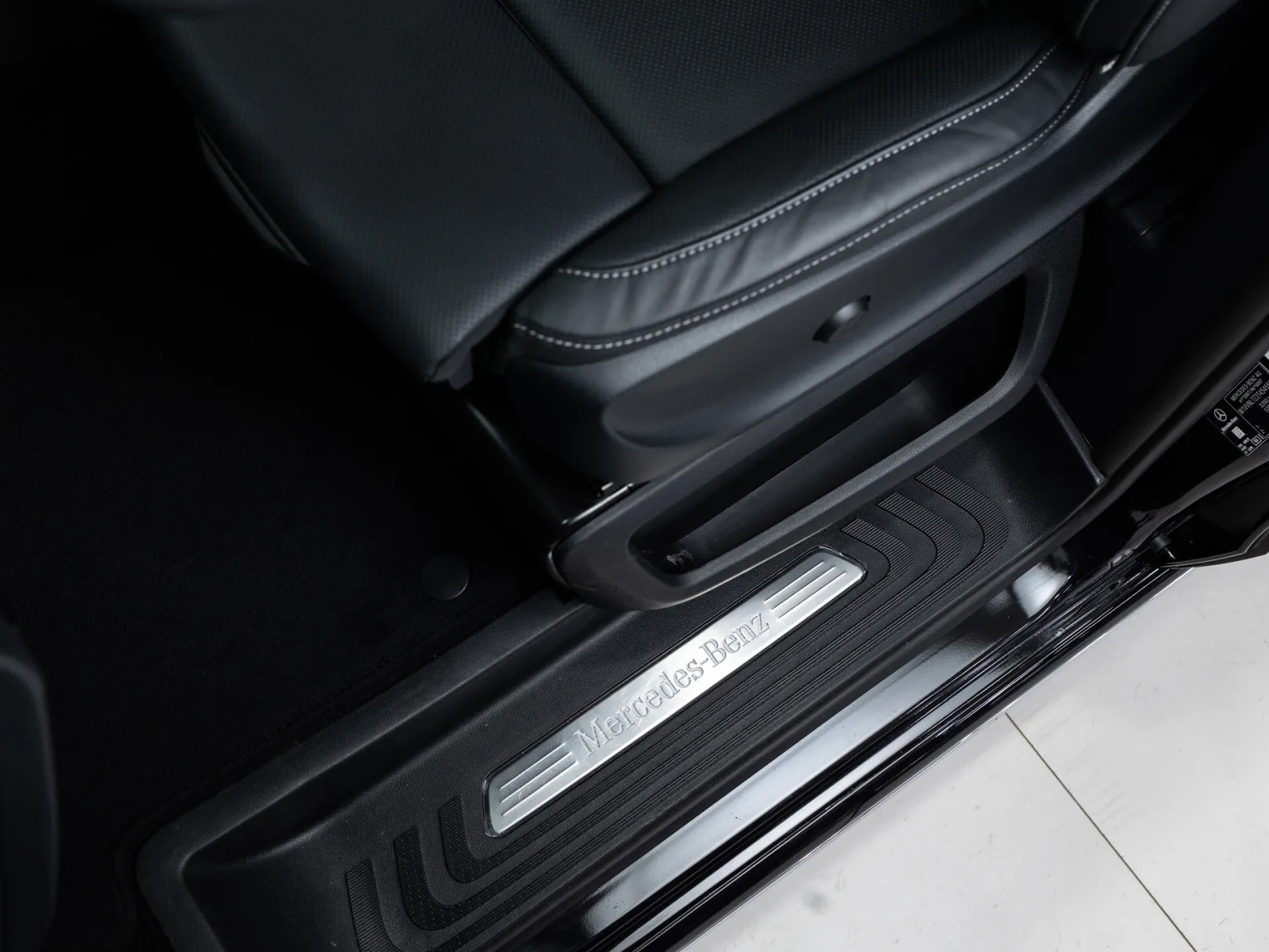 Mercedes-Benz V-Класс Exclusive III (W447) Рестайлинг 2, 2025 — экстерьер, фото 13