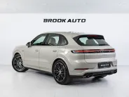 Porsche Cayenne E-Hybrid III Рестайлинг, 2025 — экстерьер, фото 6