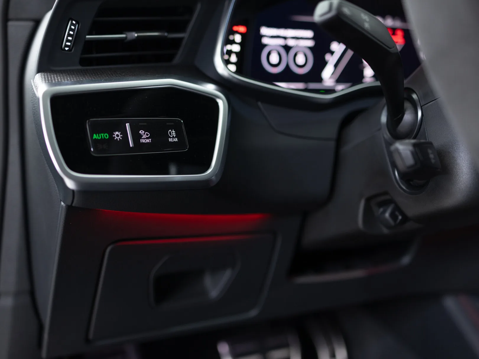 Audi RS 6 RS6 Avant performance IV (C8), 2024 — экстерьер, фото 15