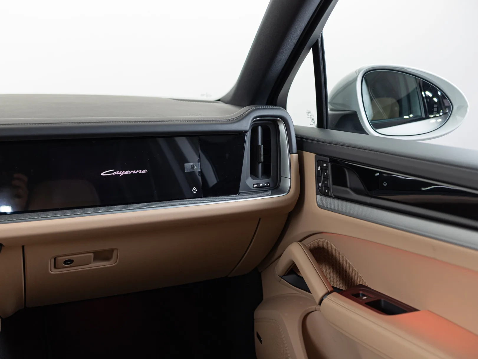 Porsche Cayenne Coupé III Рестайлинг, 2025 — экстерьер, фото 18