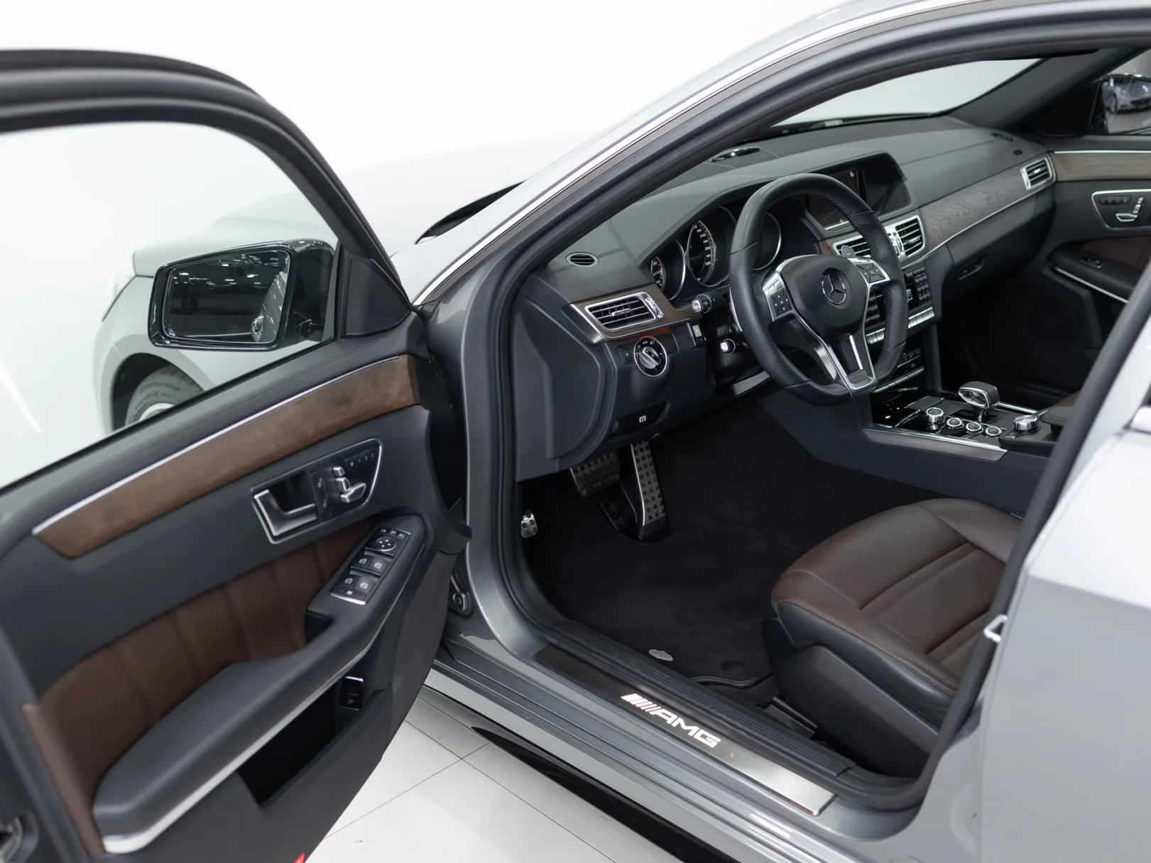 Mercedes-Benz E-Класс AMG E 63 AMG 4MATIC IV (W212, S212) Рестайлинг, 2014 — экстерьер, фото 7