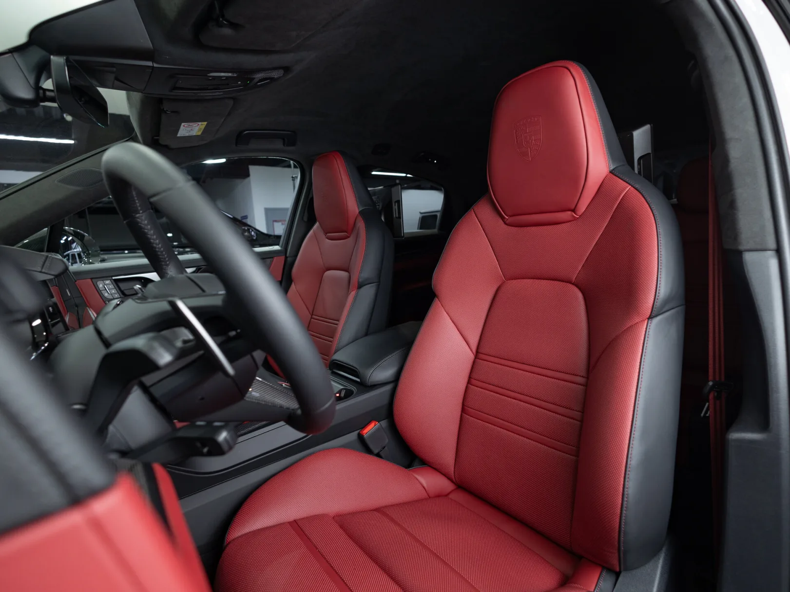 Porsche Cayenne Turbo GT III Рестайлинг, 2025 — экстерьер, фото 11
