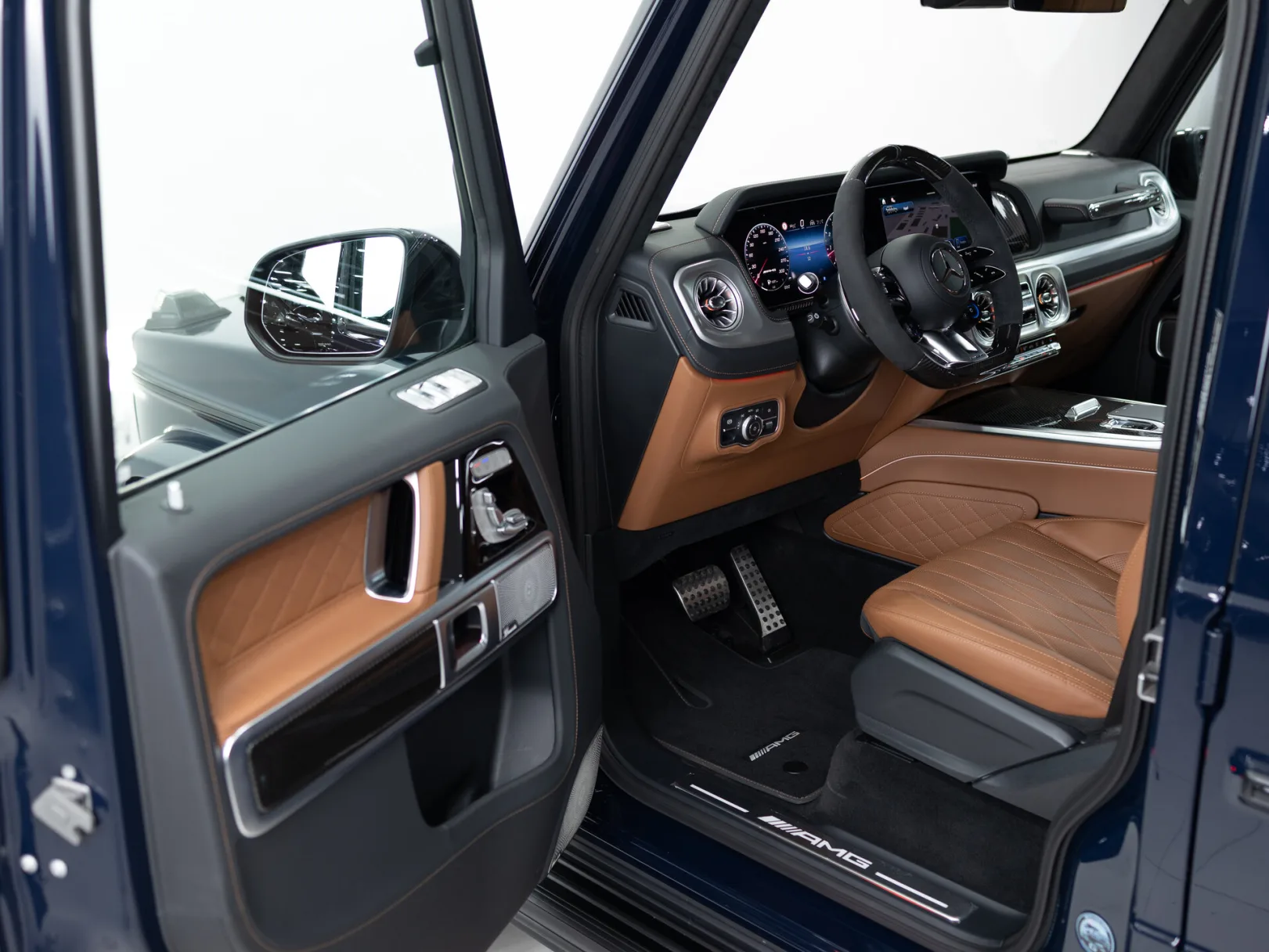 Mercedes-Benz G-Класс AMG G 63 II (W465) Рестайлинг, 2025 — экстерьер, фото 7