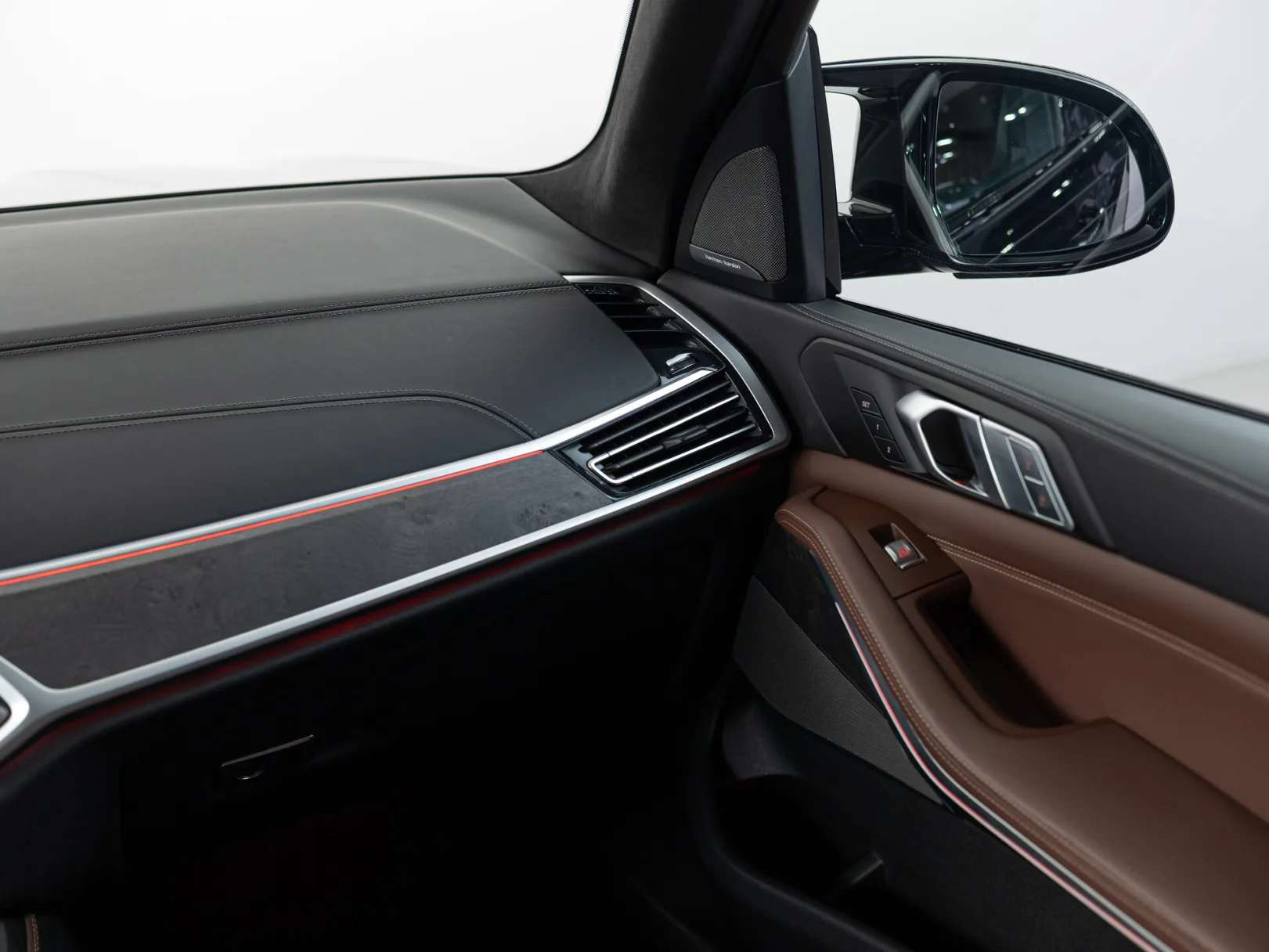 BMW X7 xDrive30d M Sport Pro I (G07), 2022 — экстерьер, фото 20