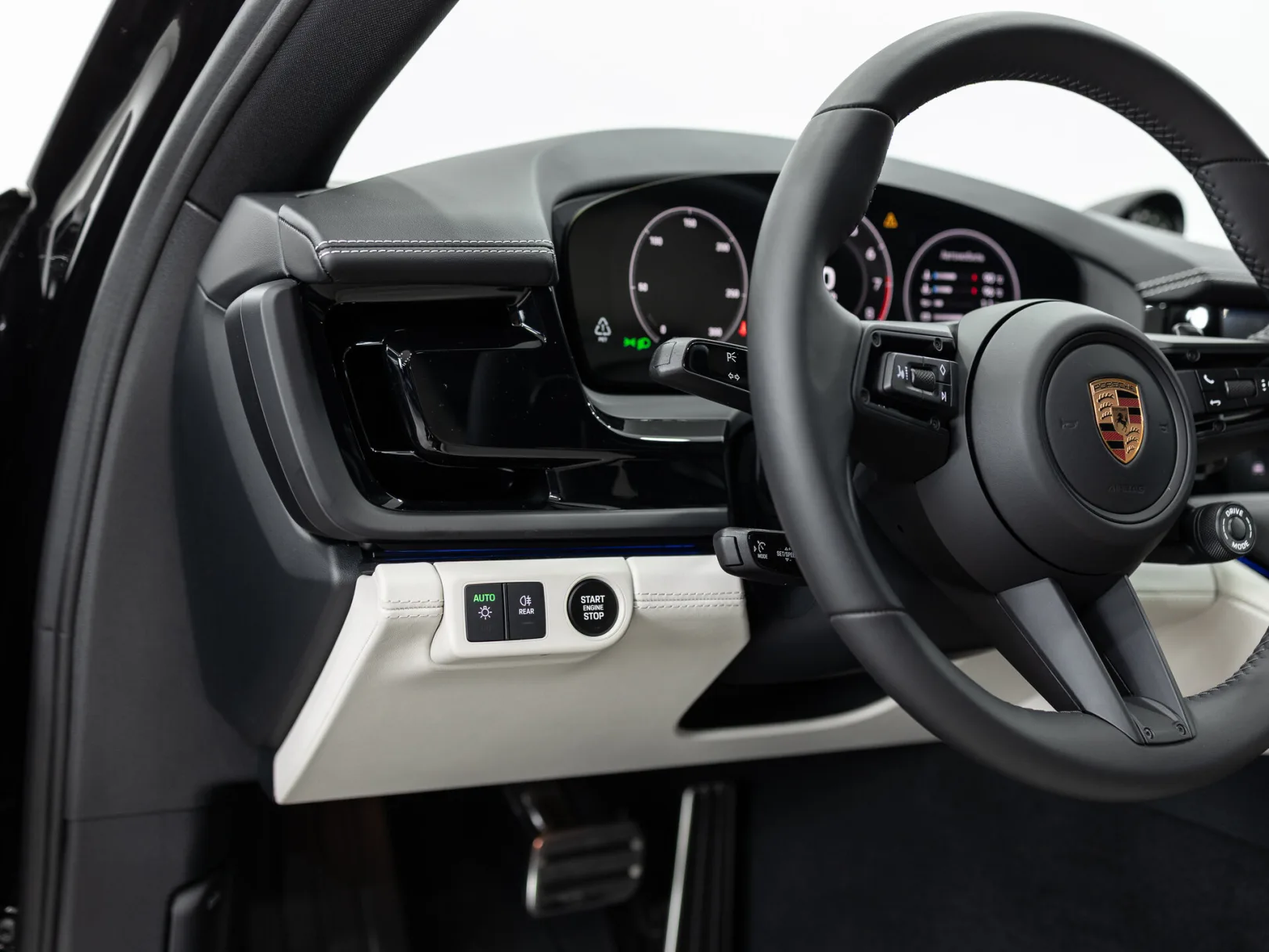 Porsche Panamera 4 III, 2026 — экстерьер, фото 14