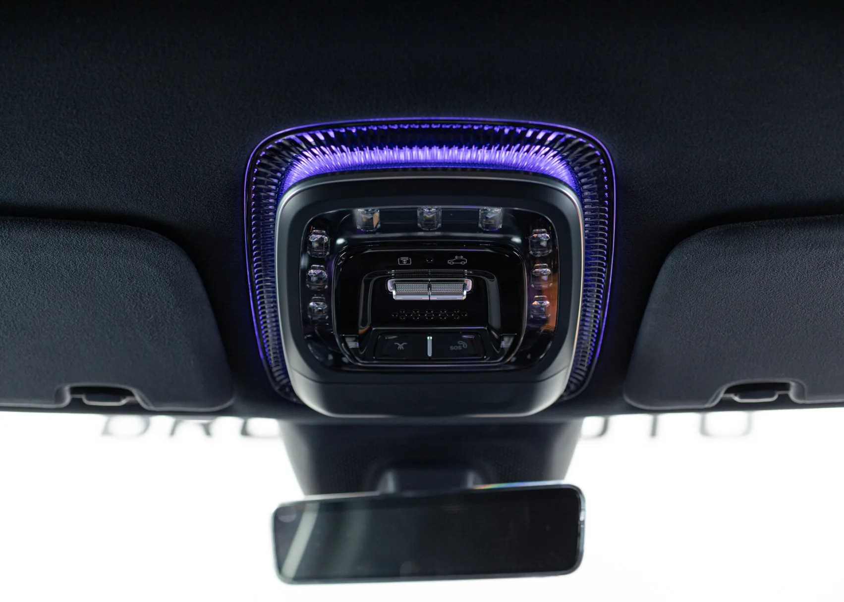 Zeekr 9X Max (6 seats) I, 2025 — экстерьер, фото 15