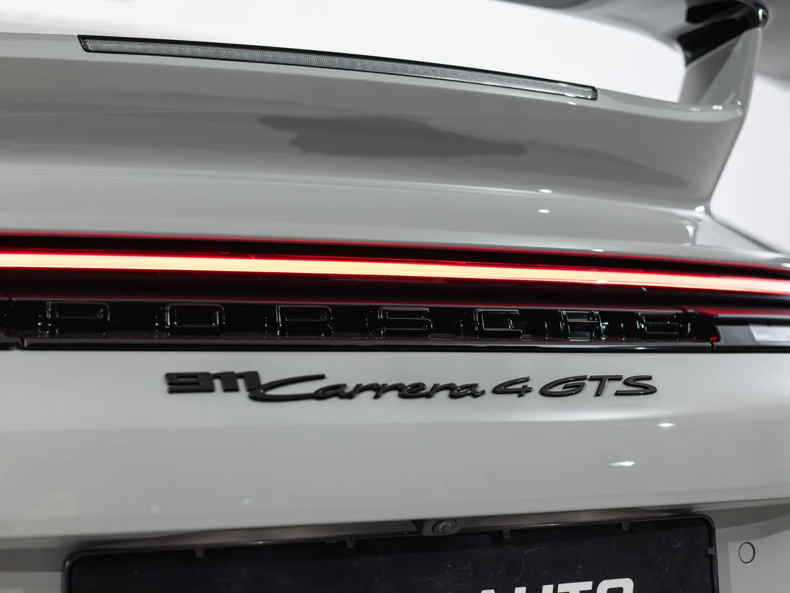 Porsche 911 Carrera 4 GTS VIII (992) Рестайлинг, 2026 — экстерьер, фото 28