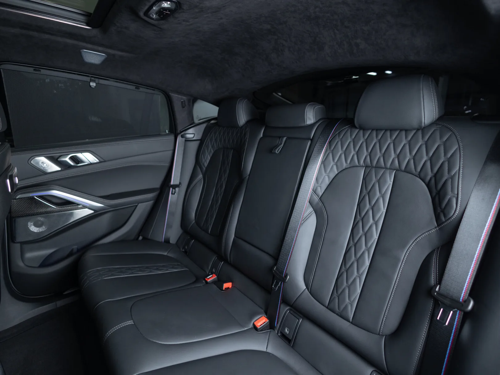 BMW X6 M60i III (G06) Рестайлинг, 2023 — экстерьер, фото 33