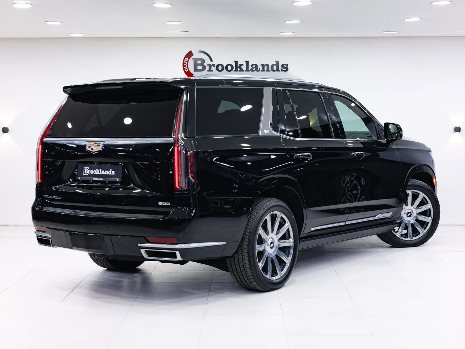 Cadillac Escalade Premium Luxury Platinum V, 2023 — экстерьер, фото 5