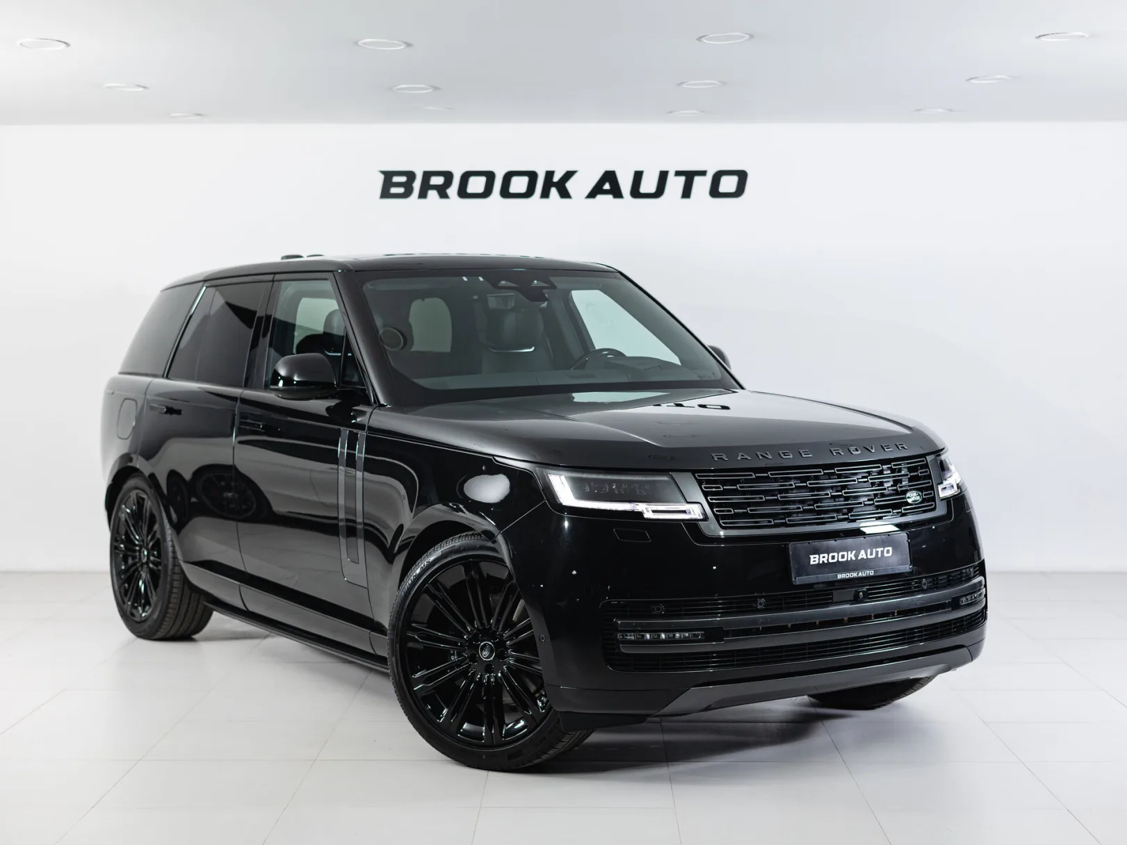 Land Rover Range Rover SE (USA) V, 2025 — экстерьер, фото 3