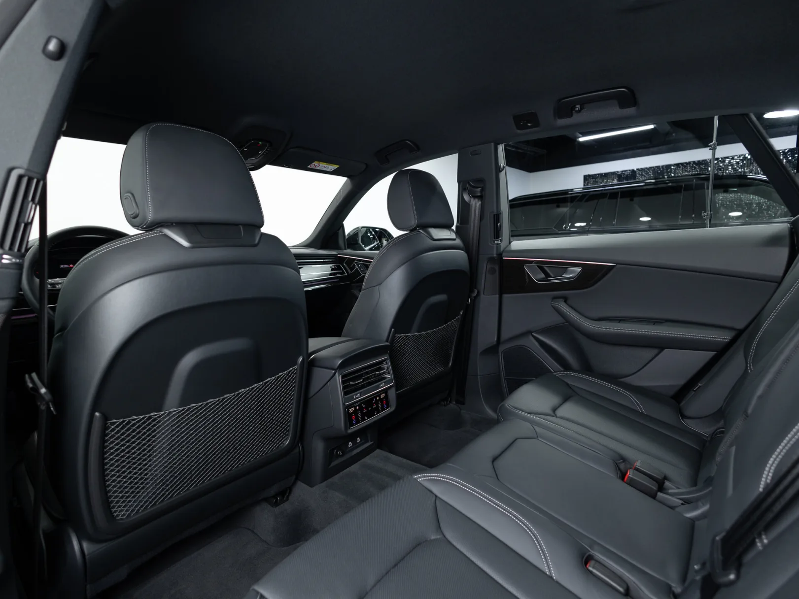 Audi Q8 55 TFSI I (4M) Рестайлинг, 2024 — экстерьер, фото 25