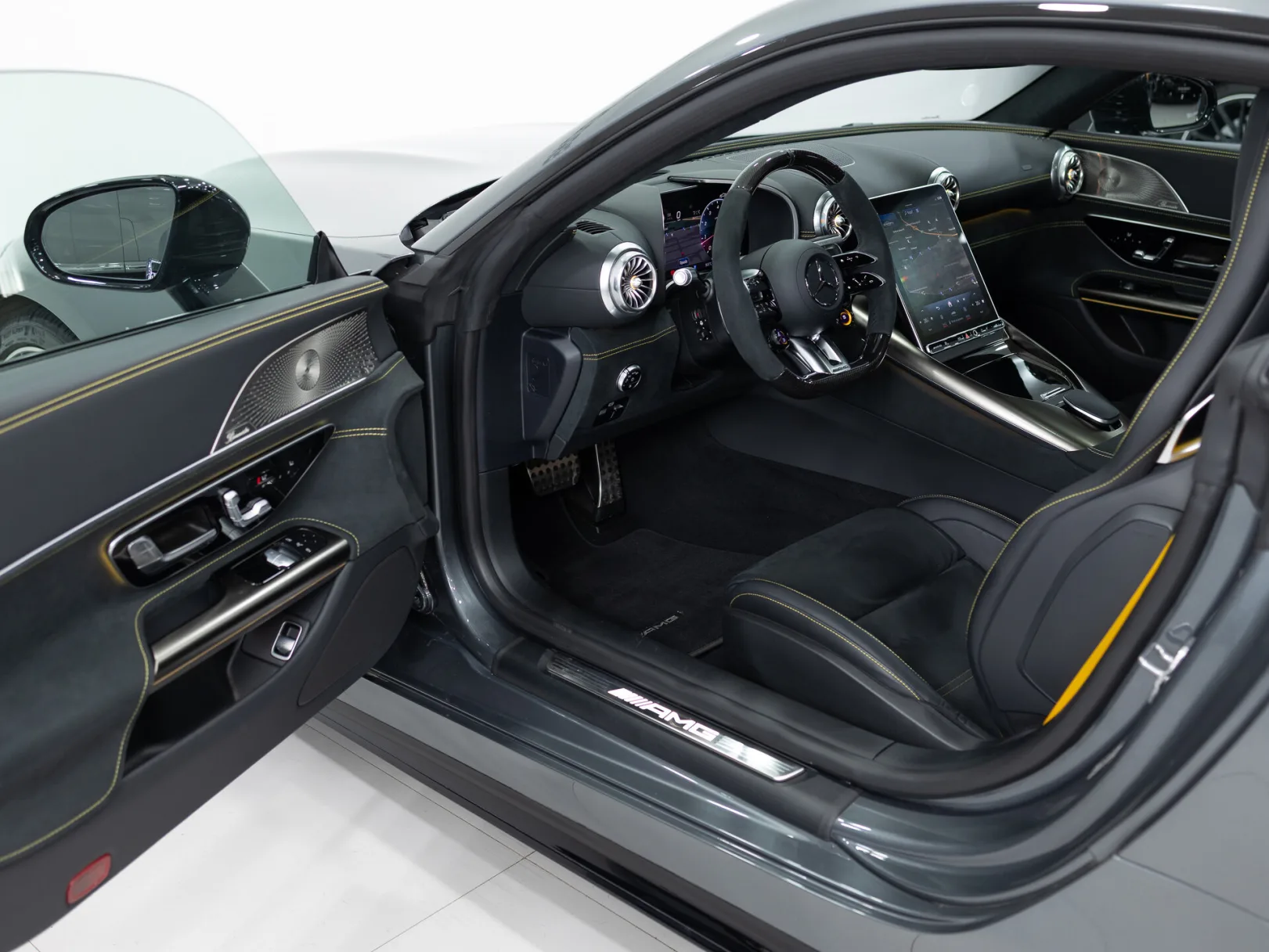 Mercedes-Benz AMG GT 63 II, 2024 — экстерьер, фото 8