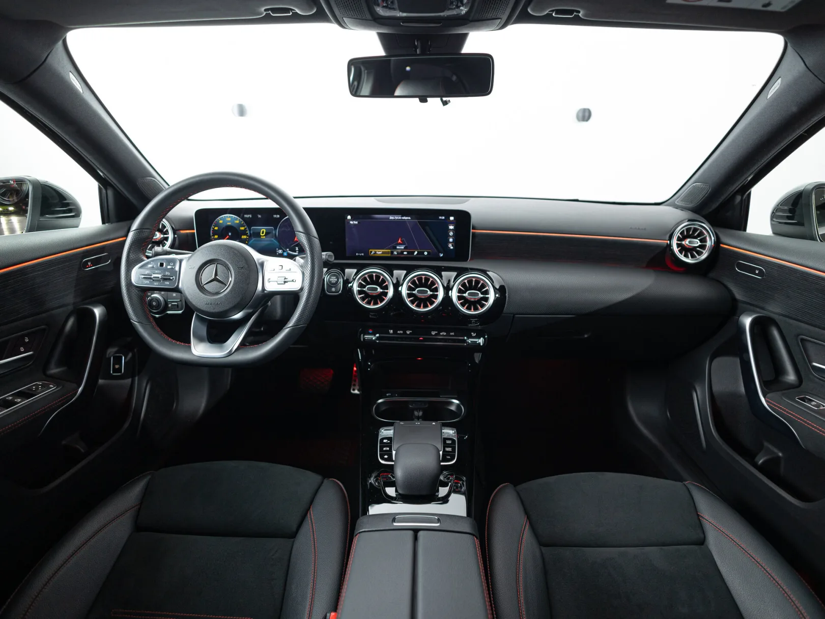 Mercedes-Benz A-Класс A 200 Sport IV (W177), 2019 — экстерьер, фото 23