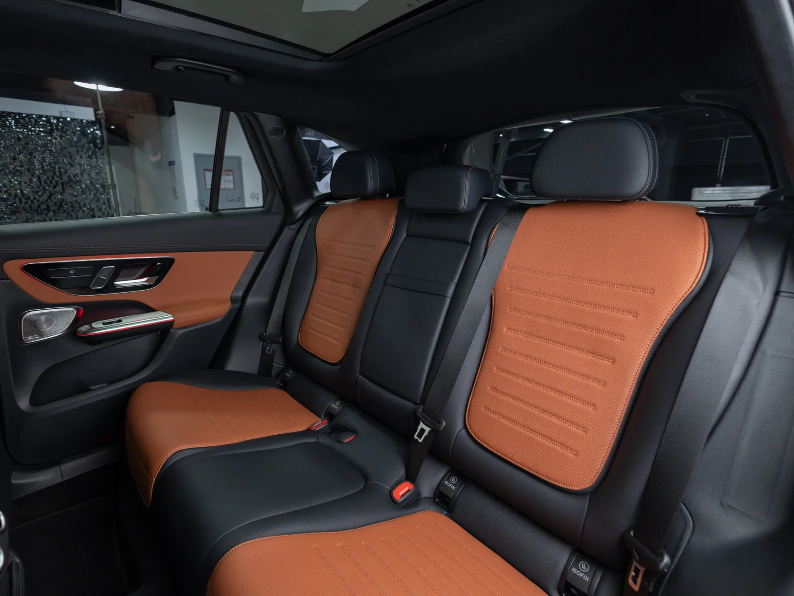 Mercedes-Benz GLC 300 4MATIC II (X254), 2025 — экстерьер, фото 31